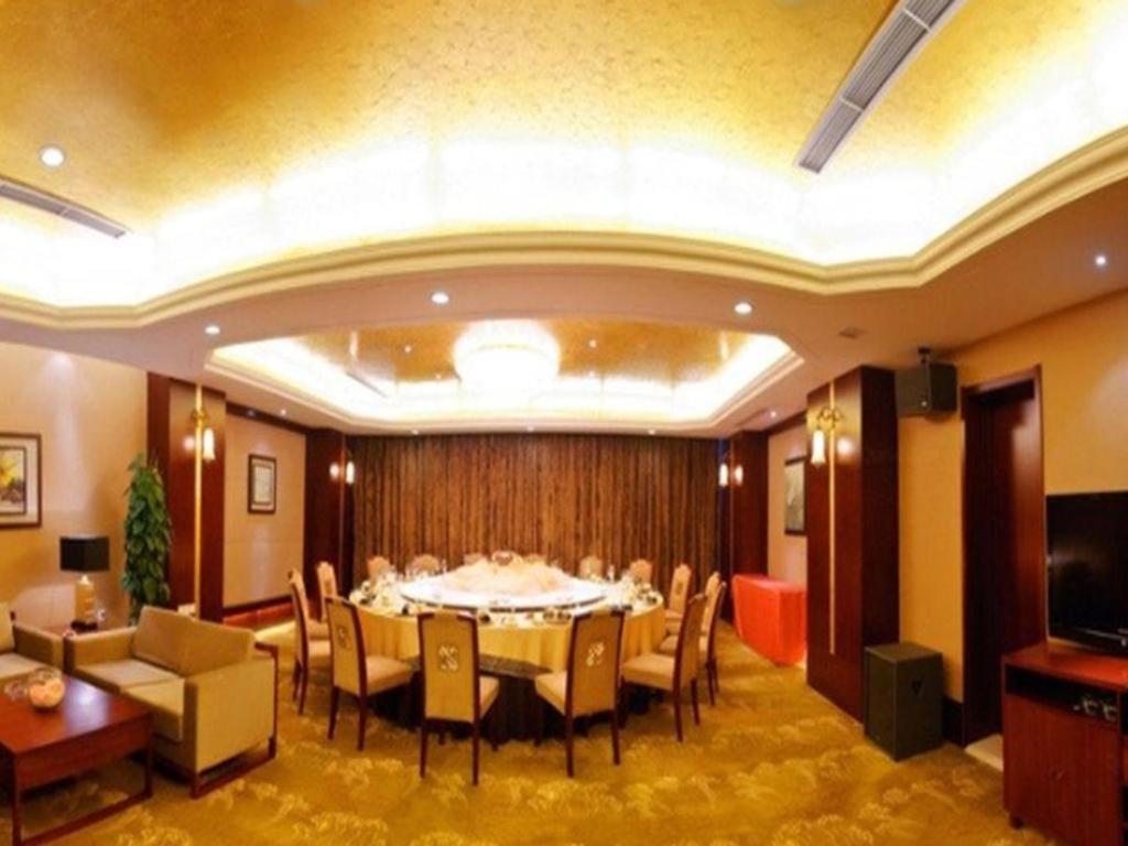 Ramada Plaza Shenyang Citycenter Zewnętrze zdjęcie