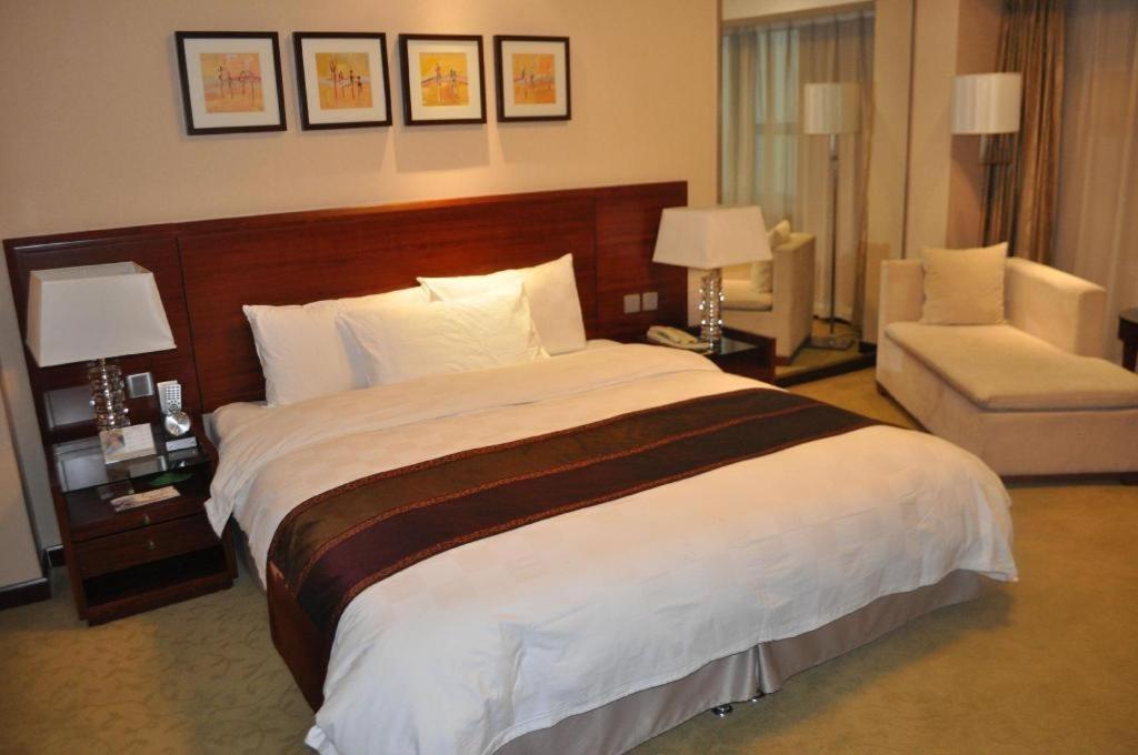 Ramada Plaza Shenyang Citycenter Zewnętrze zdjęcie